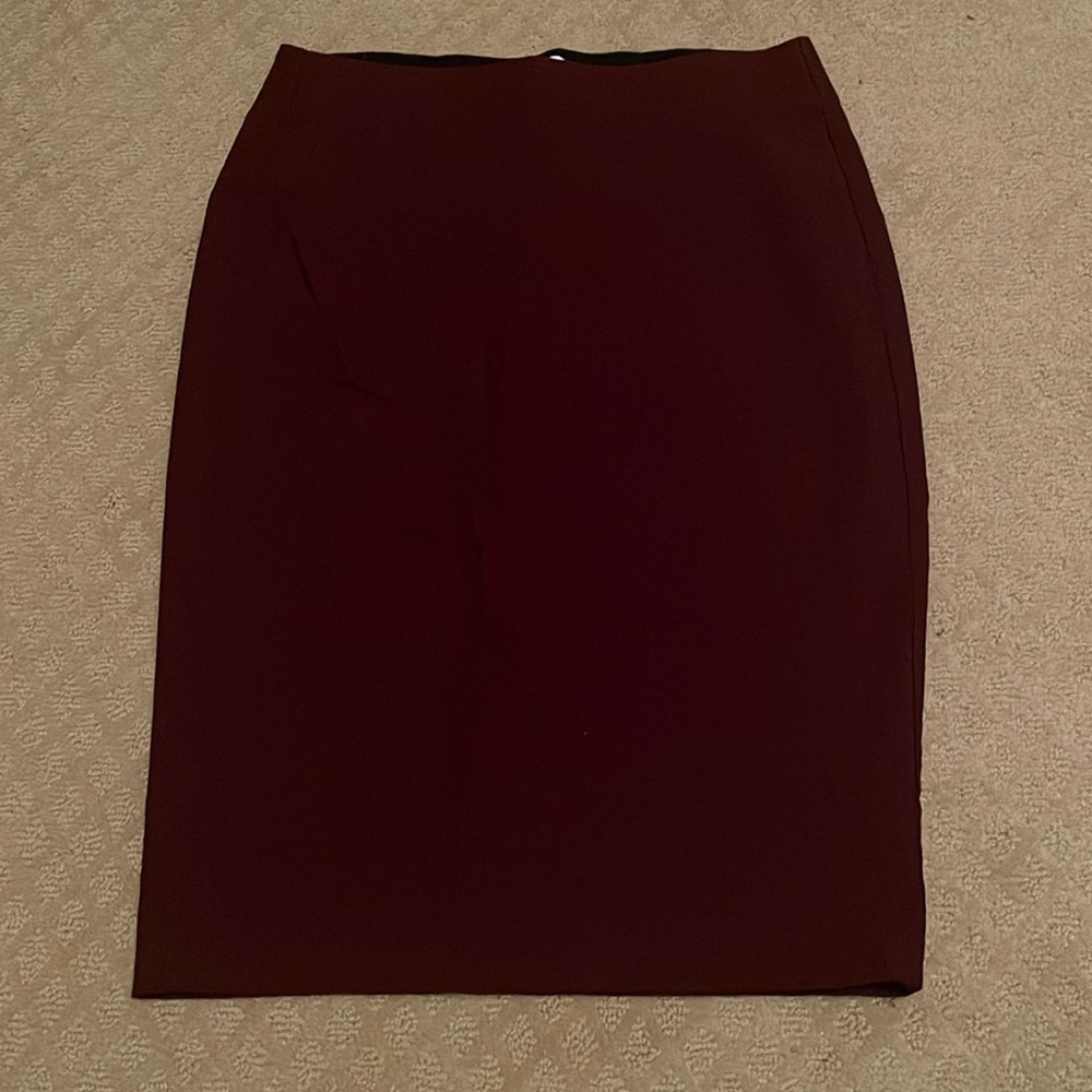 Elle Maroon Pencil Skirt